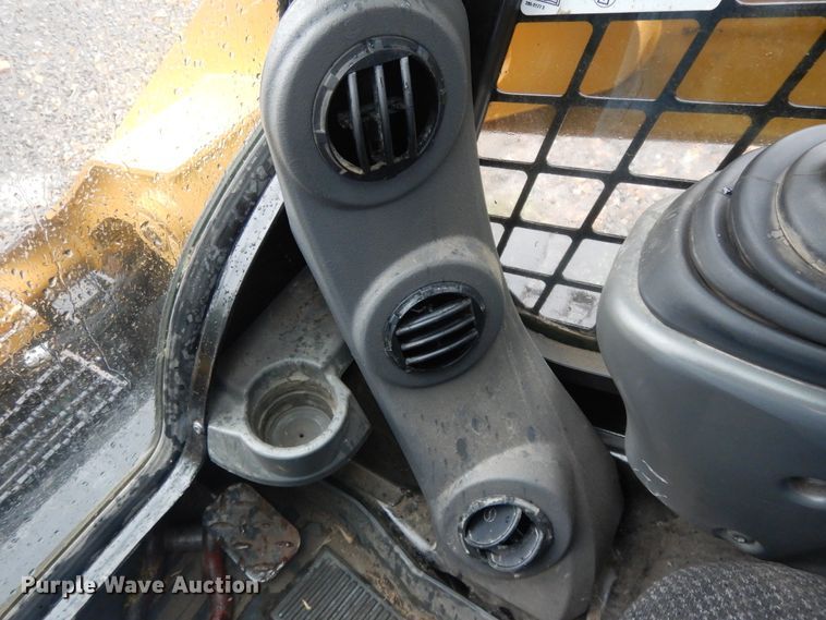 image for item DI7730 2016 Caterpillar 299D2  tracked skid steer loader