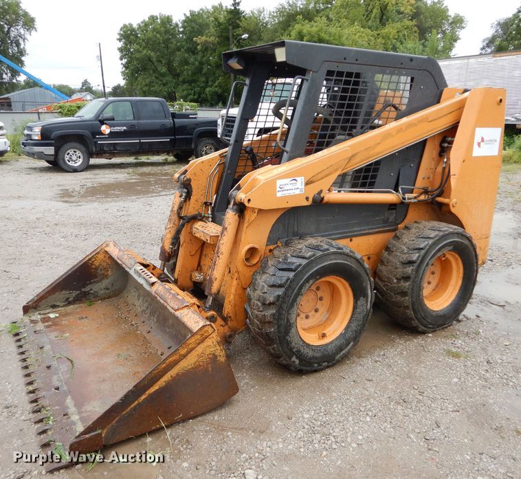image for item DI8272 2005 Case 440  skid steer loader