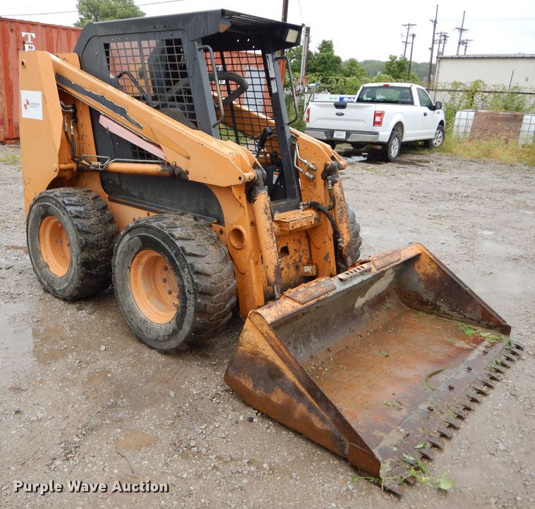 image for item DI8272 2005 Case 440  skid steer loader