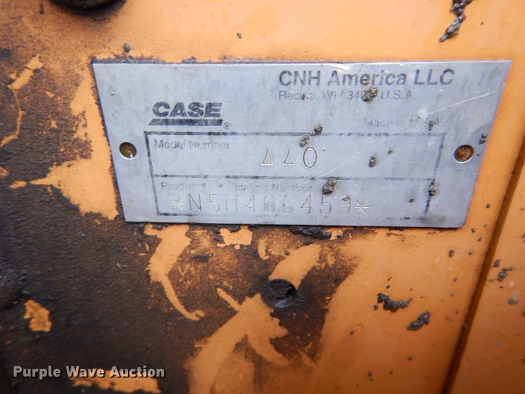 image for item DI8272 2005 Case 440  skid steer loader