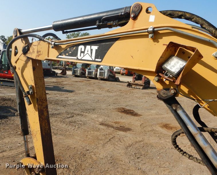 image for item DI8303 2005 Caterpillar 303 CR  mini excavator