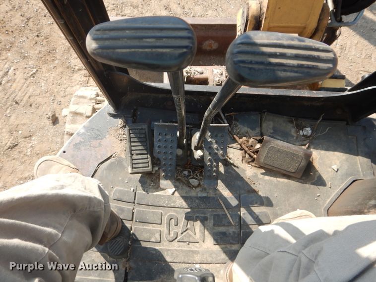 image for item DI8303 2005 Caterpillar 303 CR  mini excavator