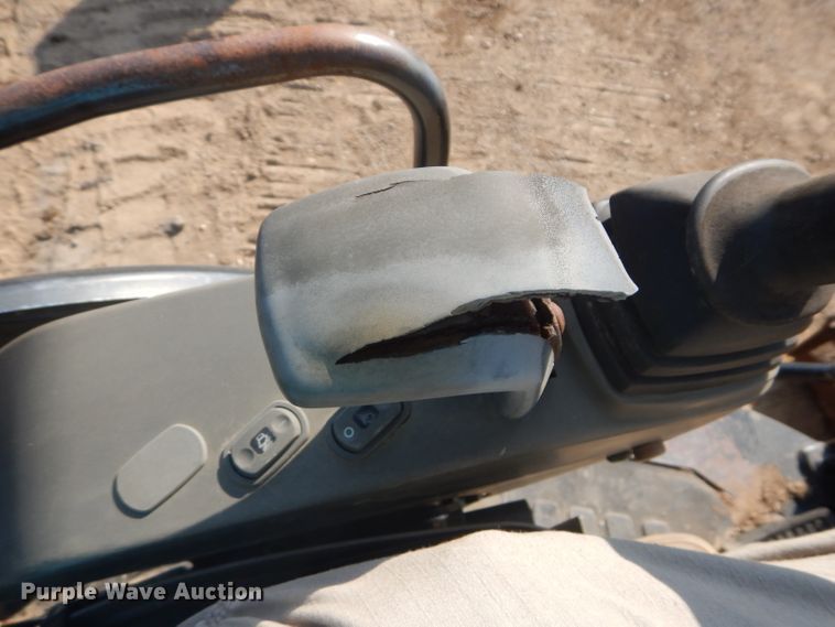 image for item DI8303 2005 Caterpillar 303 CR  mini excavator