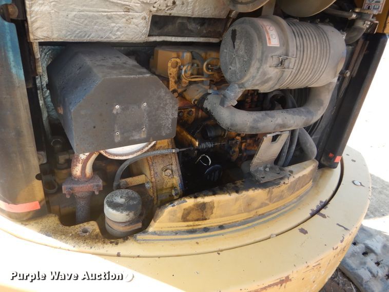 image for item DI8303 2005 Caterpillar 303 CR  mini excavator