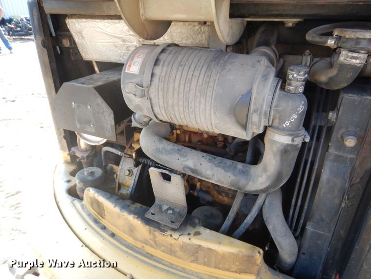 image for item DI8303 2005 Caterpillar 303 CR  mini excavator