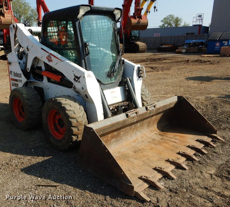 image for item DI8304 2014 Bobcat S650  skid steer loader