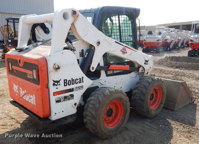image for item DI8304 2014 Bobcat S650  skid steer loader