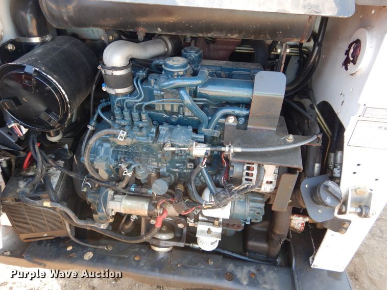 image for item DI8304 2014 Bobcat S650  skid steer loader