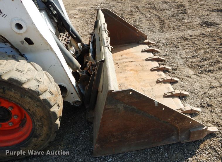 image for item DI8304 2014 Bobcat S650  skid steer loader