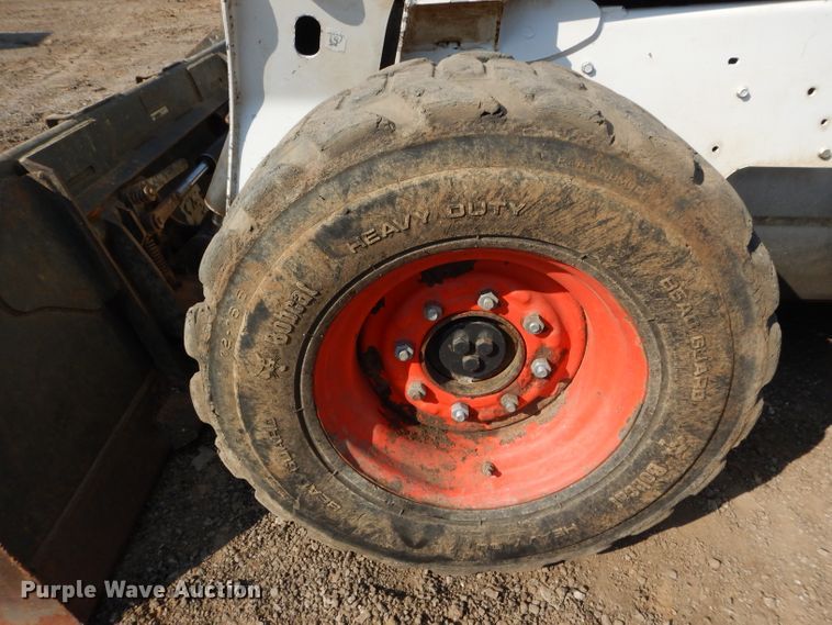 image for item DI8304 2014 Bobcat S650  skid steer loader