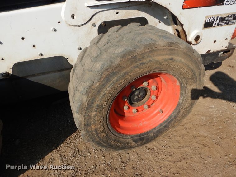 image for item DI8304 2014 Bobcat S650  skid steer loader