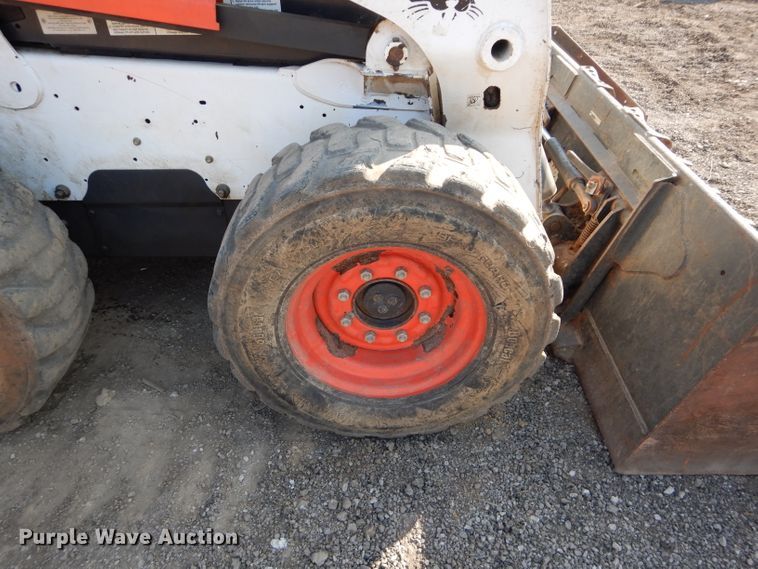 image for item DI8304 2014 Bobcat S650  skid steer loader