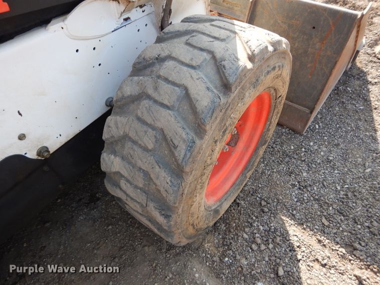 image for item DI8304 2014 Bobcat S650  skid steer loader