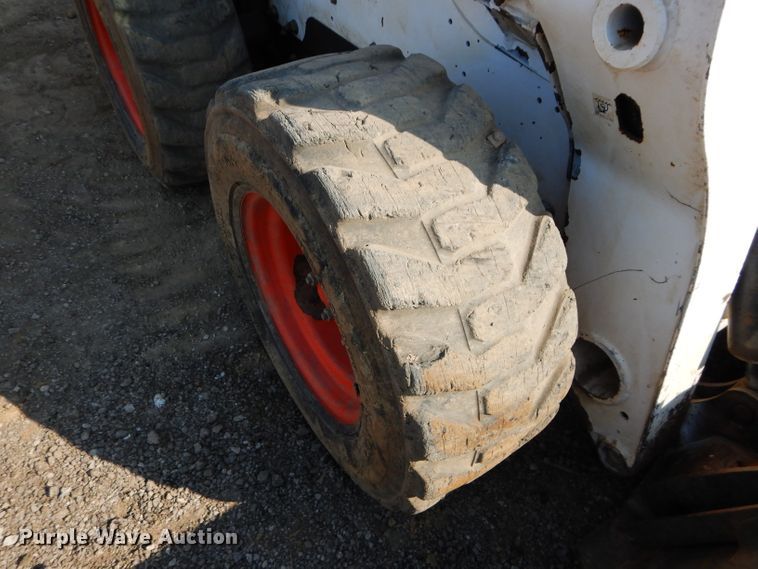 image for item DI8304 2014 Bobcat S650  skid steer loader