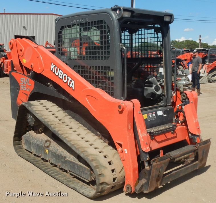 image for item DI8500 2017 Kubota SVL95-2S  tracked skid steer loader