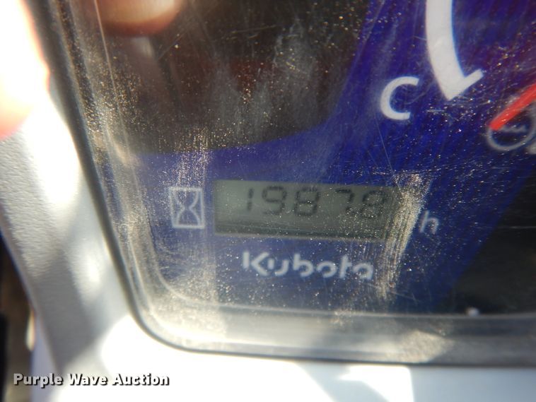 image for item DI8500 2017 Kubota SVL95-2S  tracked skid steer loader