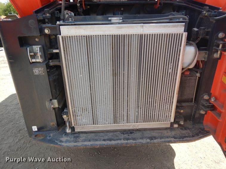 image for item DI8500 2017 Kubota SVL95-2S  tracked skid steer loader