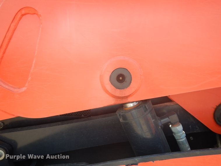 image for item DI8500 2017 Kubota SVL95-2S  tracked skid steer loader