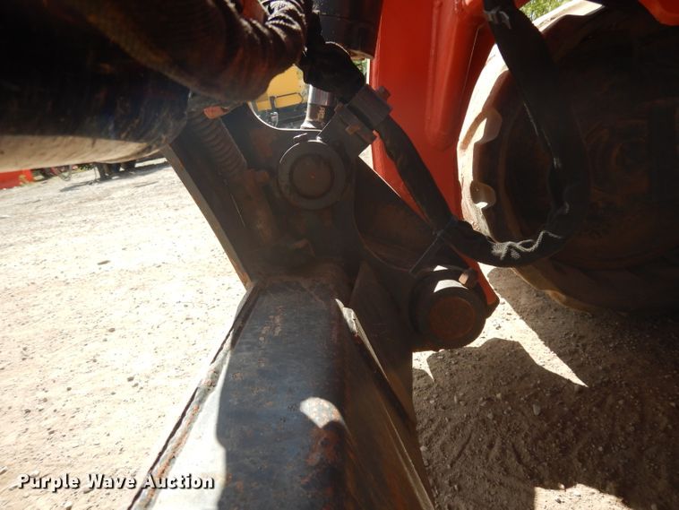 image for item DI8500 2017 Kubota SVL95-2S  tracked skid steer loader