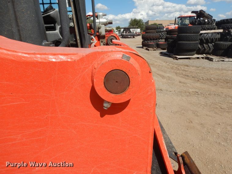 image for item DI8500 2017 Kubota SVL95-2S  tracked skid steer loader