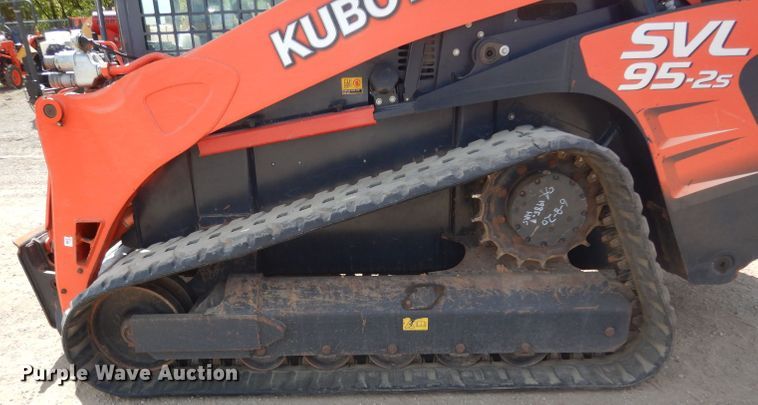 image for item DI8500 2017 Kubota SVL95-2S  tracked skid steer loader