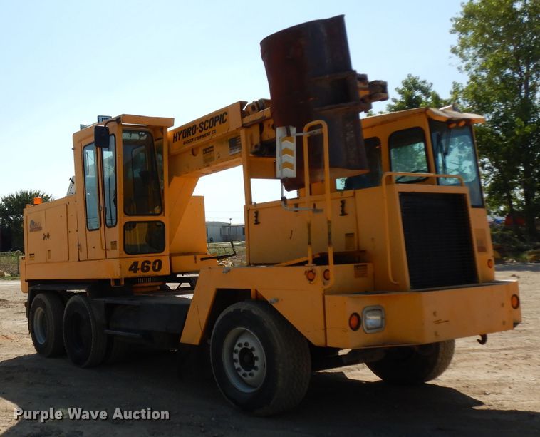 image for item DJ6541 2000 Badger 460 Hydro-Scopic  rubber tire excavator