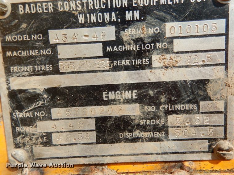 image for item DJ6541 2000 Badger 460 Hydro-Scopic  rubber tire excavator