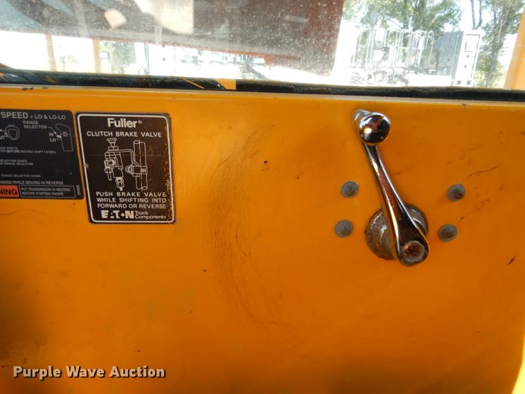 image for item DJ6541 2000 Badger 460 Hydro-Scopic  rubber tire excavator