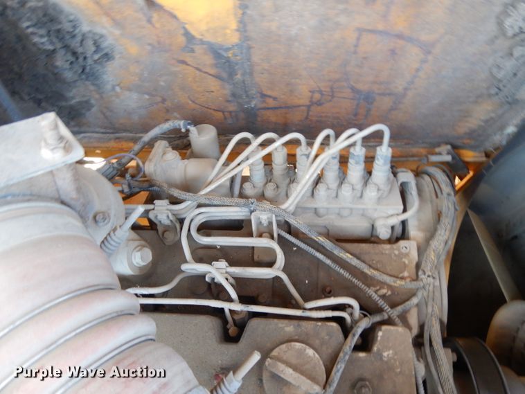 image for item DJ6541 2000 Badger 460 Hydro-Scopic  rubber tire excavator