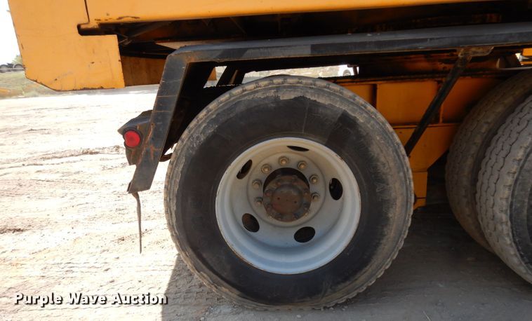 image for item DJ6541 2000 Badger 460 Hydro-Scopic  rubber tire excavator