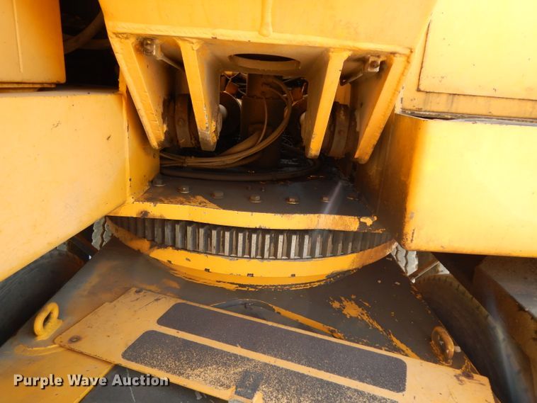 image for item DJ6541 2000 Badger 460 Hydro-Scopic  rubber tire excavator