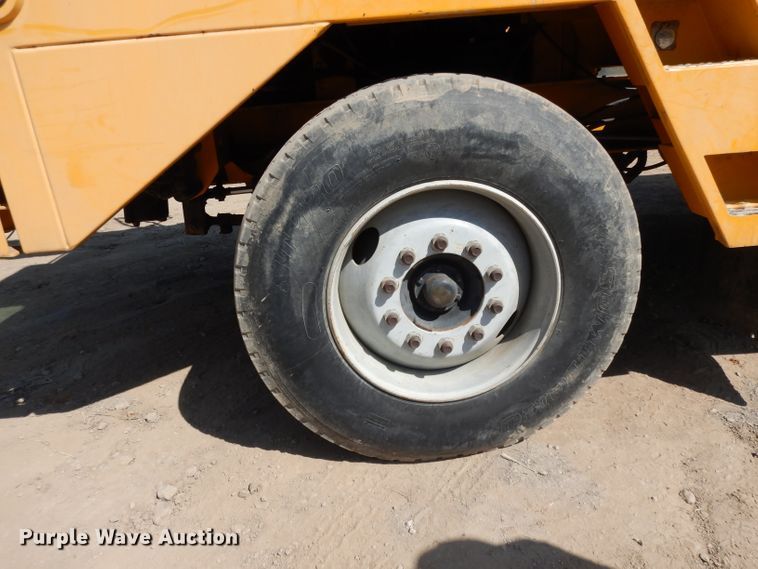 image for item DJ6541 2000 Badger 460 Hydro-Scopic  rubber tire excavator