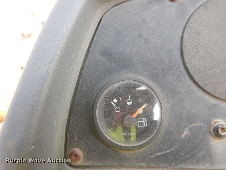 image for item DJ6543 2006 Caterpillar CP-433E  single drum roller