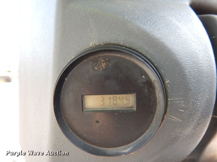 image for item DJ6543 2006 Caterpillar CP-433E  single drum roller