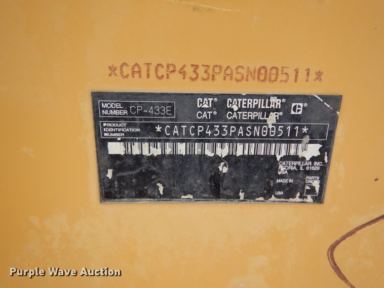 image for item DJ6543 2006 Caterpillar CP-433E  single drum roller