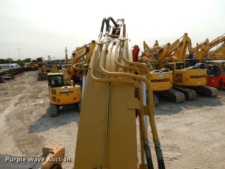 image for item DJ6544 2005 Caterpillar 320C excavator