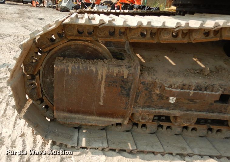 image for item DJ6544 2005 Caterpillar 320C excavator