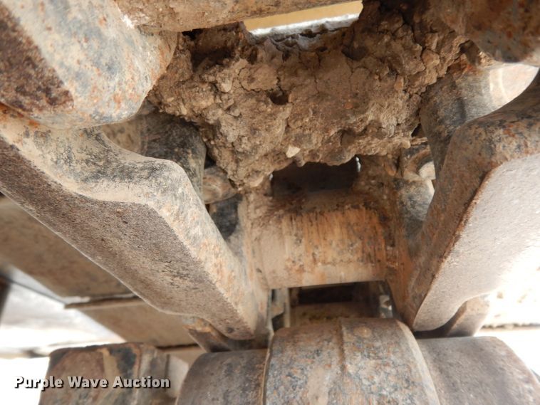 image for item DJ6544 2005 Caterpillar 320C excavator