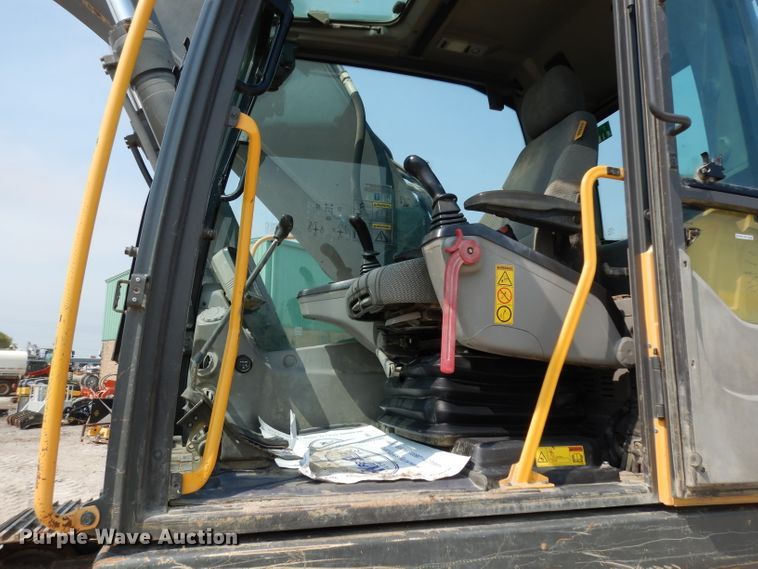 image for item DJ6545 2013 Volvo EC300D  excavator