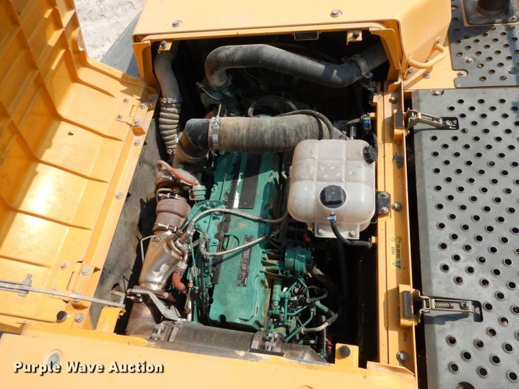 image for item DJ6545 2013 Volvo EC300D  excavator