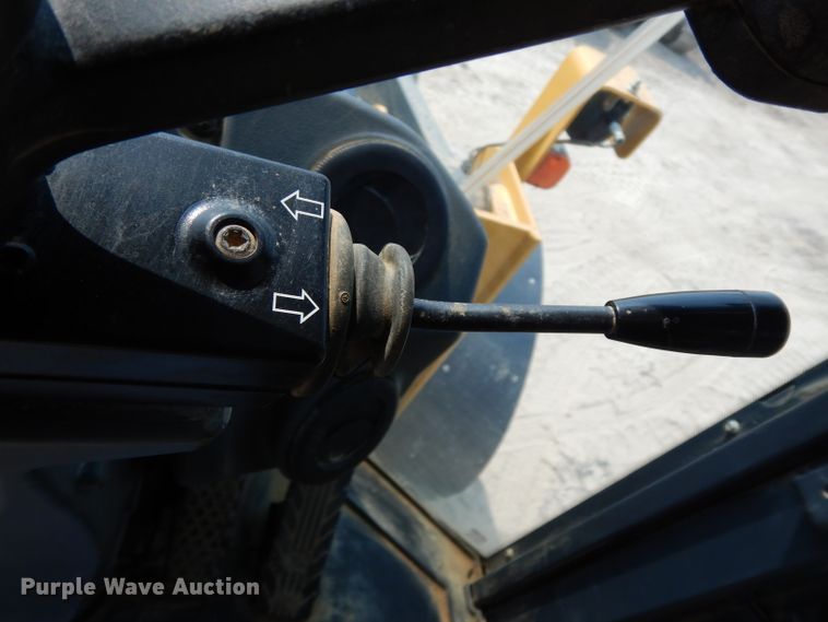 image for item DJ6546 2017 John Deere 644K  wheel loader