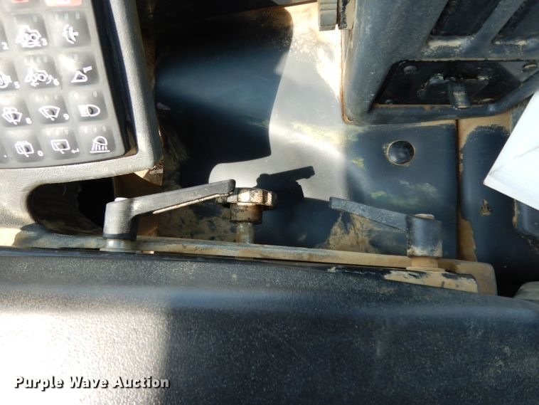 image for item DJ6546 2017 John Deere 644K  wheel loader