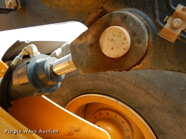 image for item DJ6546 2017 John Deere 644K  wheel loader