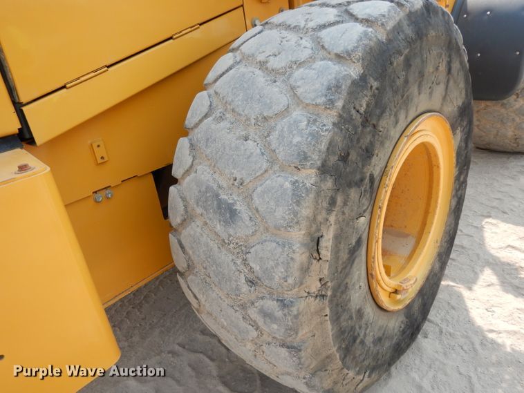 image for item DJ6546 2017 John Deere 644K  wheel loader