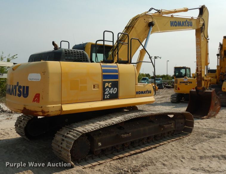 image for item DJ6547 2013 Komatsu PC240LC-10  excavator