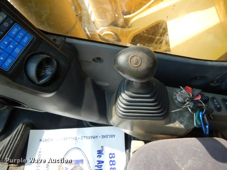 image for item DJ6547 2013 Komatsu PC240LC-10  excavator