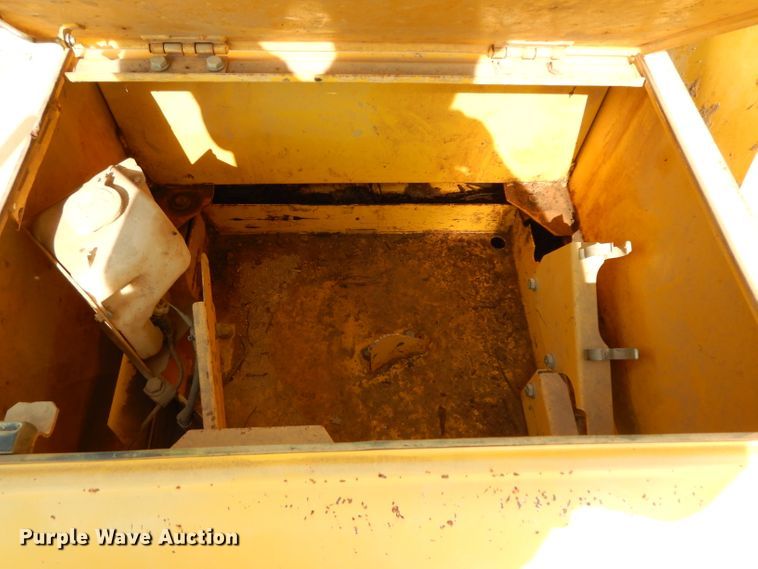 image for item DJ6547 2013 Komatsu PC240LC-10  excavator