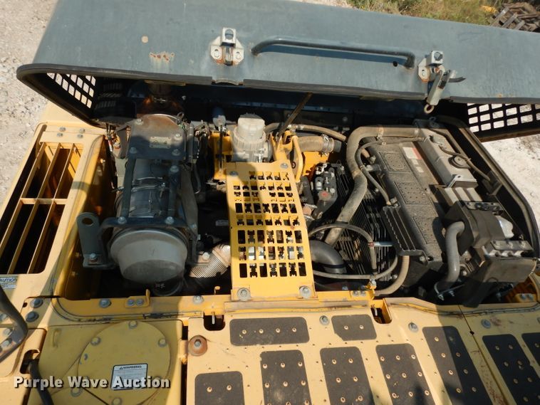 image for item DJ6547 2013 Komatsu PC240LC-10  excavator