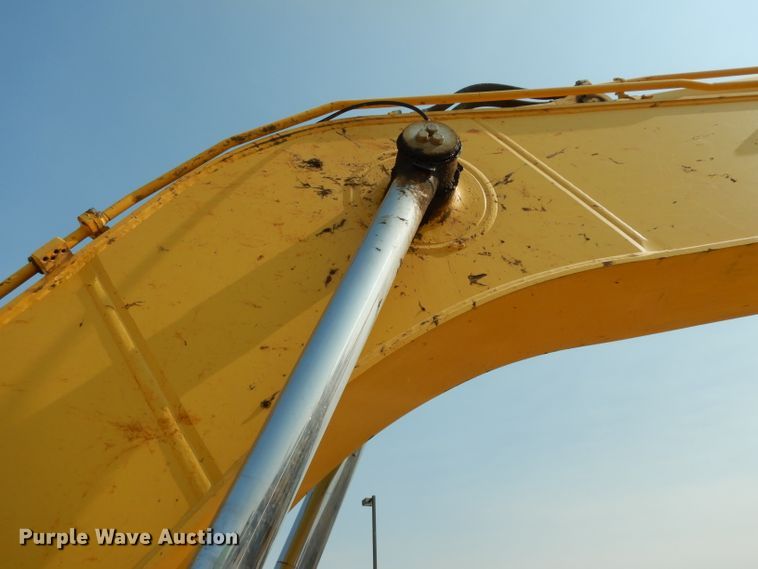 image for item DJ6547 2013 Komatsu PC240LC-10  excavator