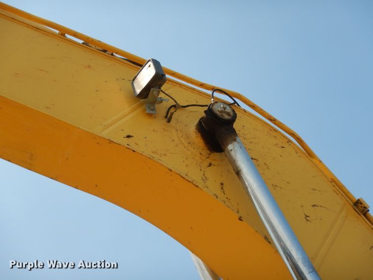 image for item DJ6547 2013 Komatsu PC240LC-10  excavator